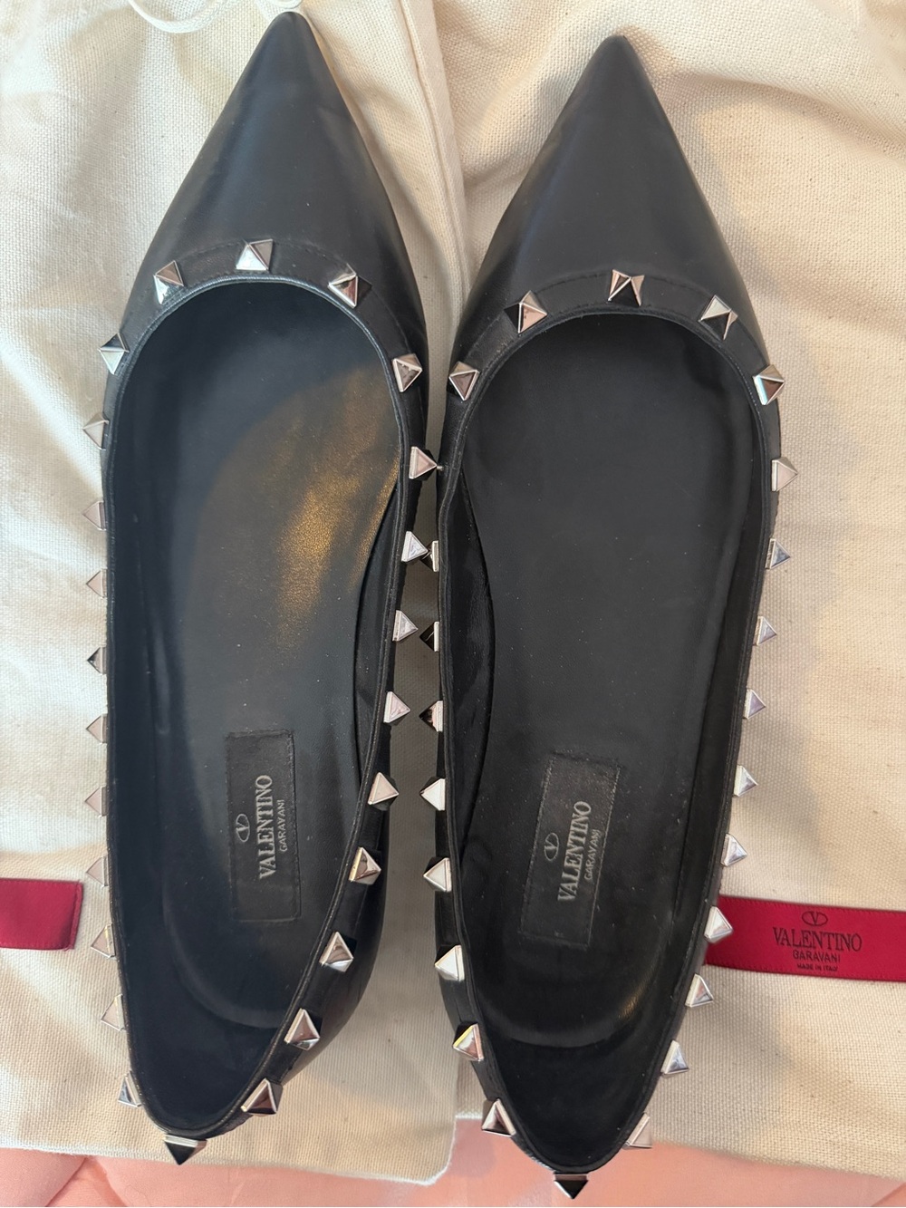 Valentino Garavani Black Pointed Leather Rockstud Ballet Flats